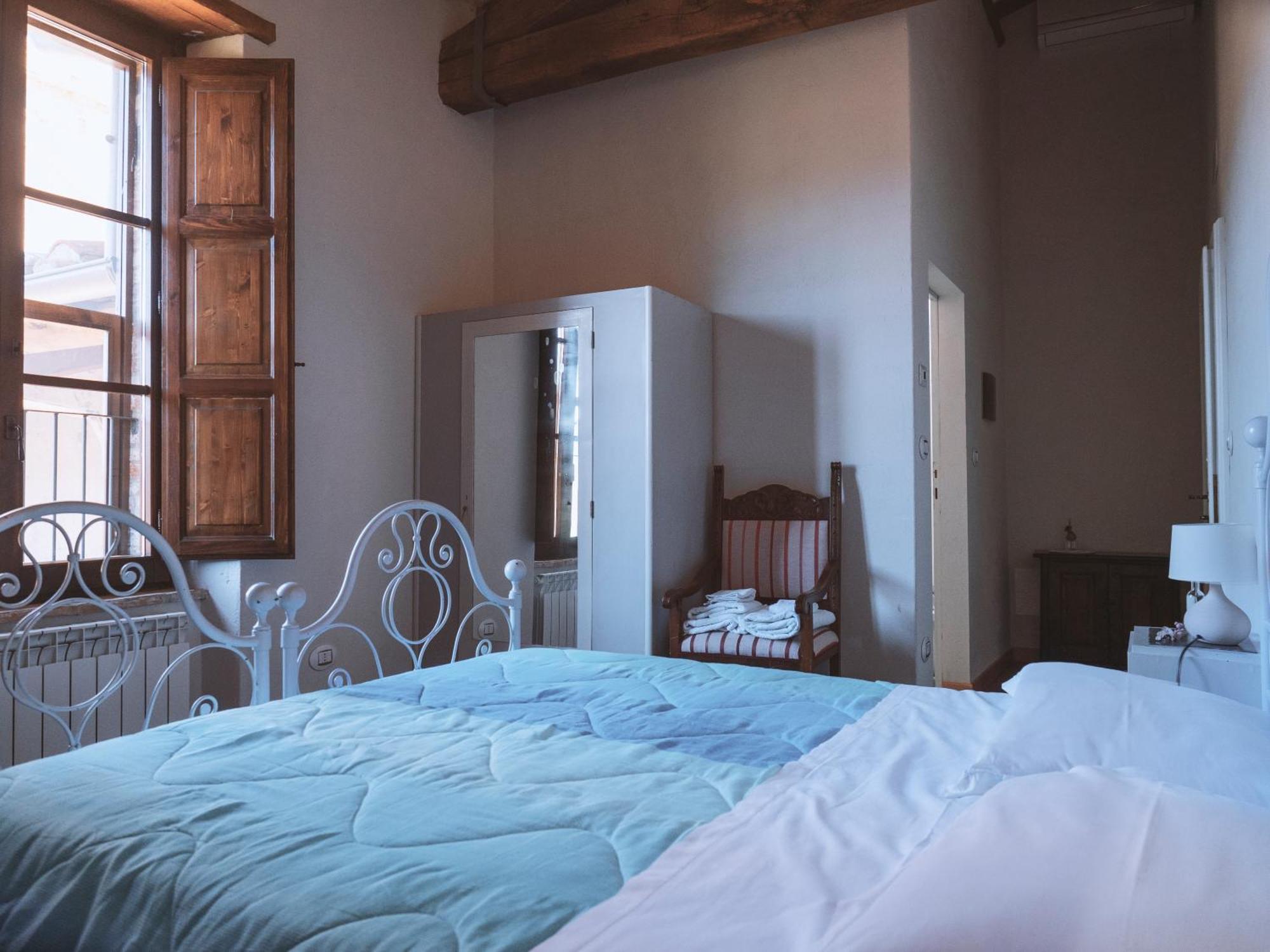 Abbazia Sette Frati Agriturismo Fratres Pietrafitta  Rum bild